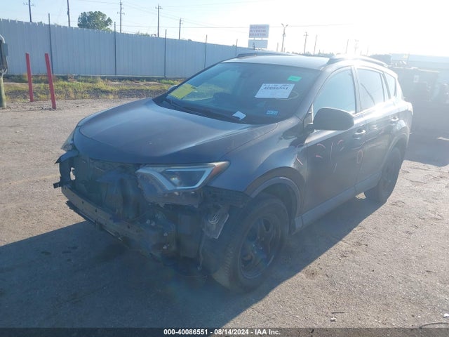 Toyota RAV4 LE 2017 2T3ZFREV9HW324523 Image 2