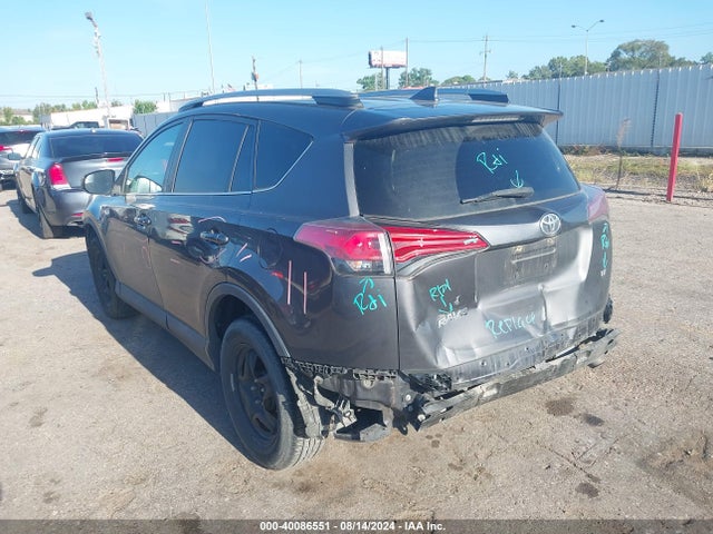 Toyota RAV4 LE 2017 2T3ZFREV9HW324523 Image 3