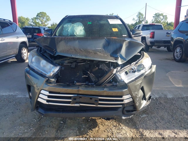 Toyota Highlander Xle 2018 5TDKZRFH3JS250458 Image 12