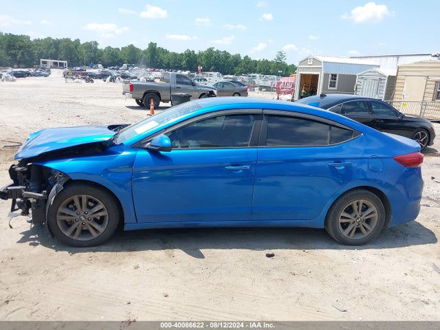Hyundai ELANTRA SEL 2018 5NPD84LF7JH348335 Image 15