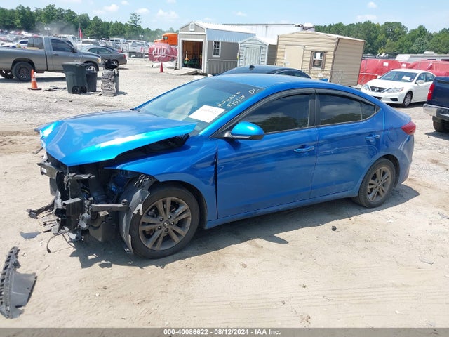 Hyundai ELANTRA SEL 2018 5NPD84LF7JH348335 Image 2