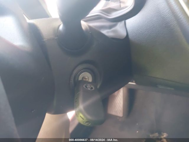 5YFEPMAE5MP217011 Toyota COROLLA LE