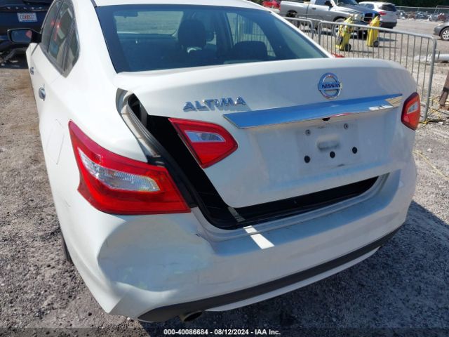 1N4AL3AP1HC195194 Nissan Altima 2.5 S