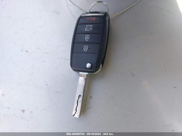 KIA Optima Lx 2016 5XXGT4L31GG052801 Image 11