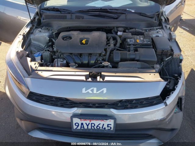3KPF24AD3NE475881 KIA Forte Lxs