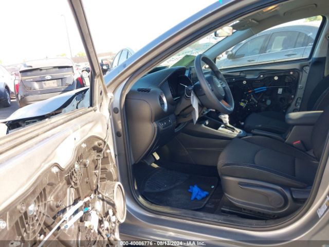 3KPF24AD3NE475881 KIA Forte Lxs