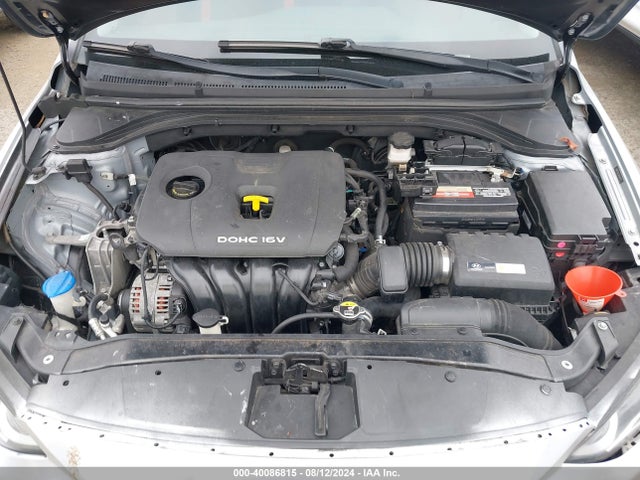 Hyundai ELANTRA SE 2017 5NPD74LF7HH140727 Image 10