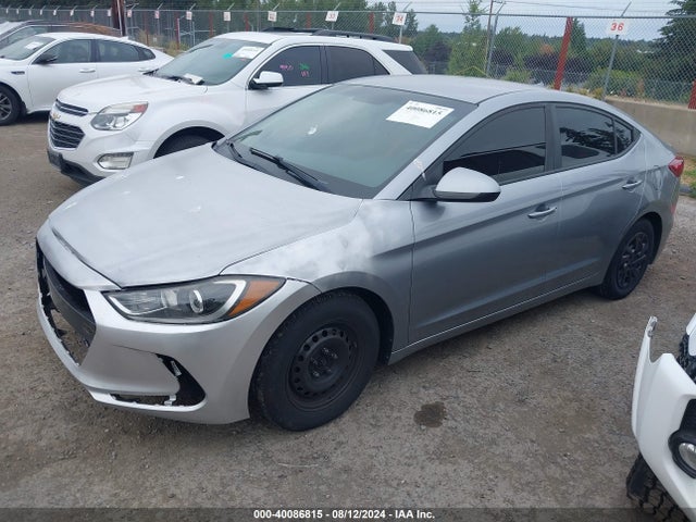 Hyundai ELANTRA SE 2017 5NPD74LF7HH140727 Image 2