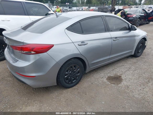 Hyundai ELANTRA SE 2017 5NPD74LF7HH140727 Image 4