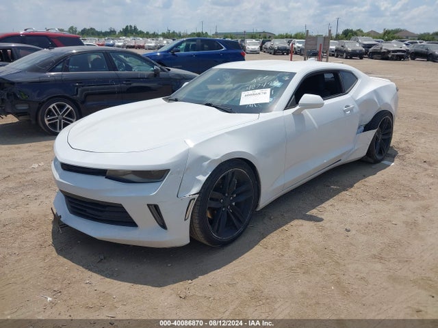 Chevrolet Camaro 1lt 2018 1G1FB1RS4J0104158 Image 2