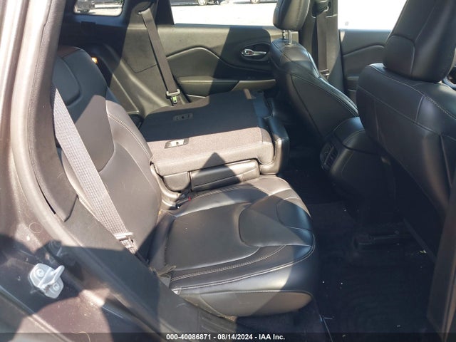 1C4PJMCS9HW582849 Jeep Cherokee Latitude 4x4