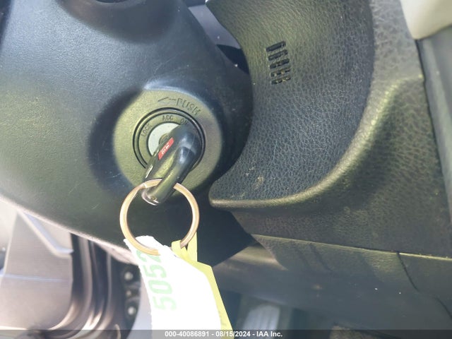 Toyota COROLLA LE 2014 5YFBURHE5EP121704 Image 11