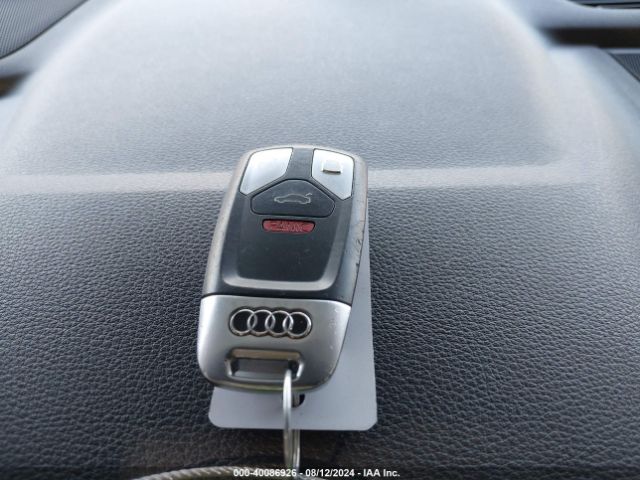 WA1LHAF76HD040341 Audi Q7 2.0t Premium