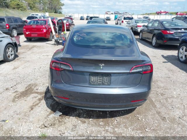 5YJ3E1EA9NF188774 Tesla Model 3 Rear-wheel Drive