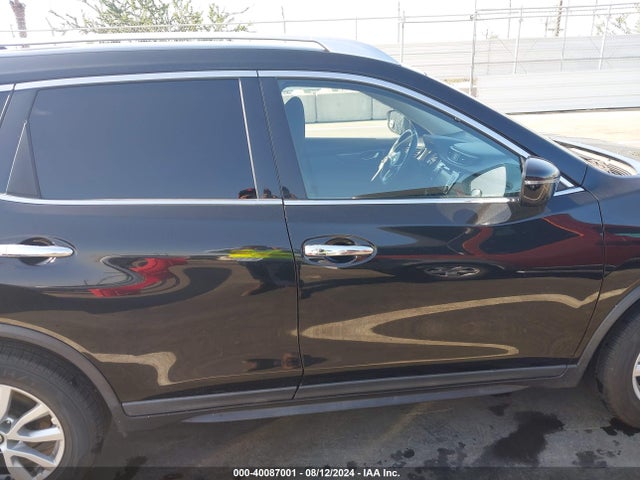 Nissan ROGUE SV 2019 KNMAT2MT7KP529564 Image 13