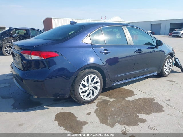 Toyota COROLLA LE 2022 5YFEPMAE9NP282879 Image 4