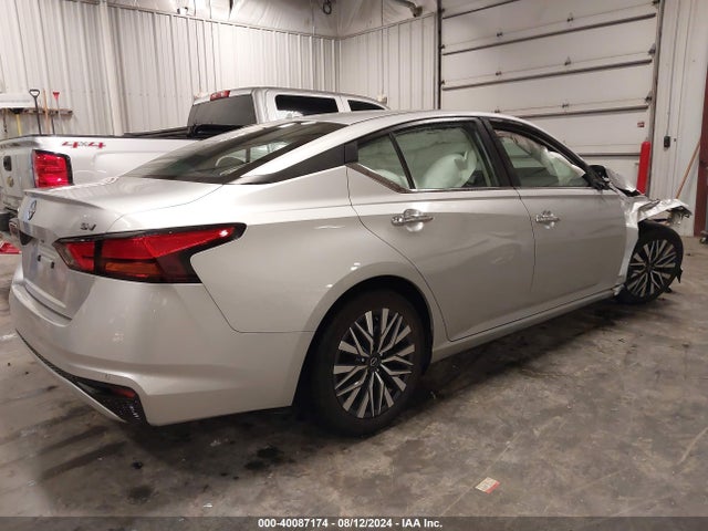 1N4BL4DV4PN393310 Nissan ALTIMA SV