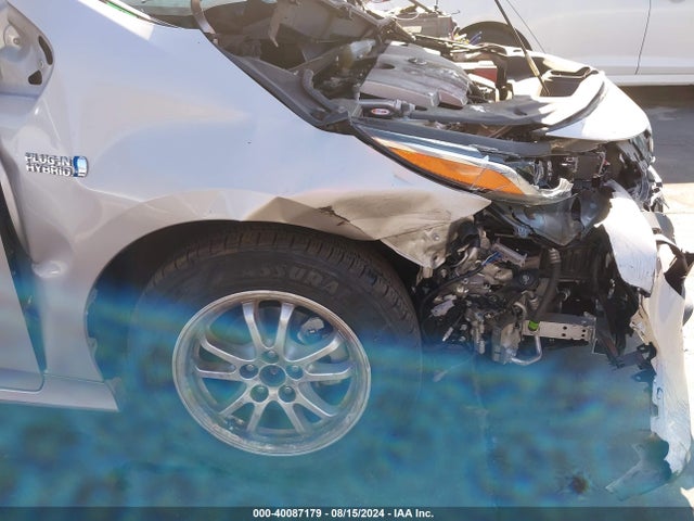 Toyota Prius Prime Premium 2018 JTDKARFP7J3091654 Image 6