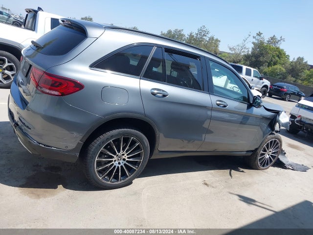 W1N0G8DB2MV263744 Mercedes-Benz Glc 300 Suv