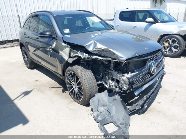 W1N0G8DB2MV263744 Mercedes-Benz Glc 300 Suv
