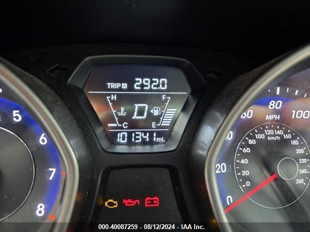 5NPDH4AE2EH524160 Hyundai ELANTRA SE