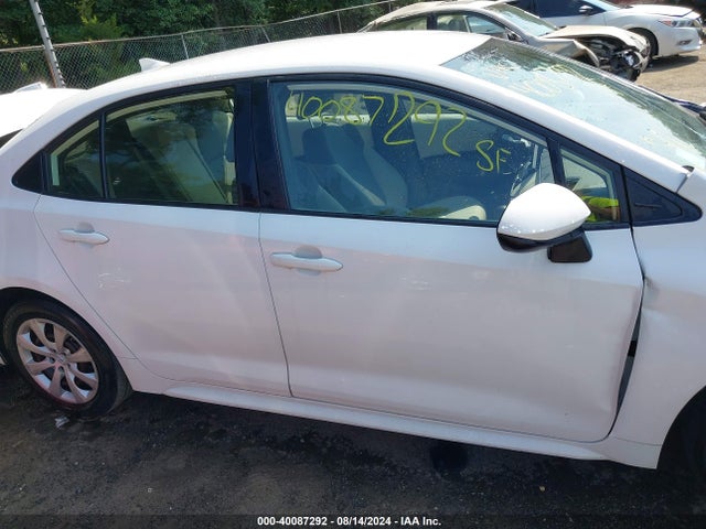 Toyota COROLLA LE 2021 JTDEPMAE7MJ154434 Image 14