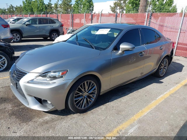 Lexus IS 250 2015 JTHBF1D26F5074395 Image 2