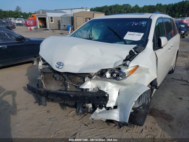 5TDYK3DC2GS747674 Toyota Sienna Xle Premium 8 Passenger