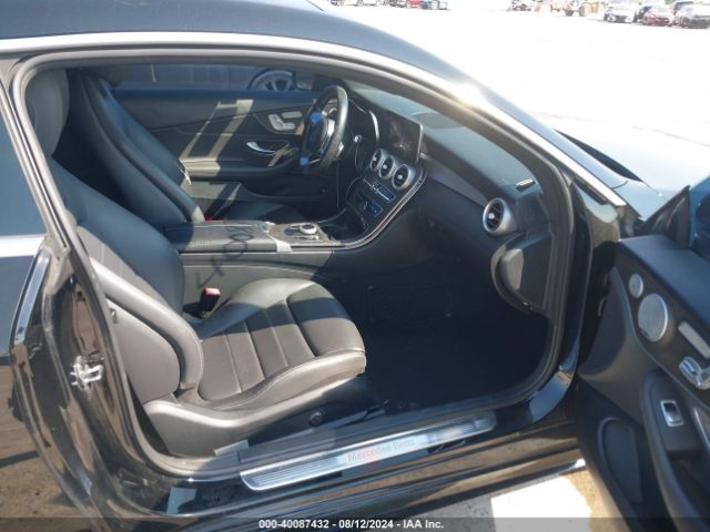 WDDWJ8EB9KF777086 Mercedes-Benz C 300 4matic