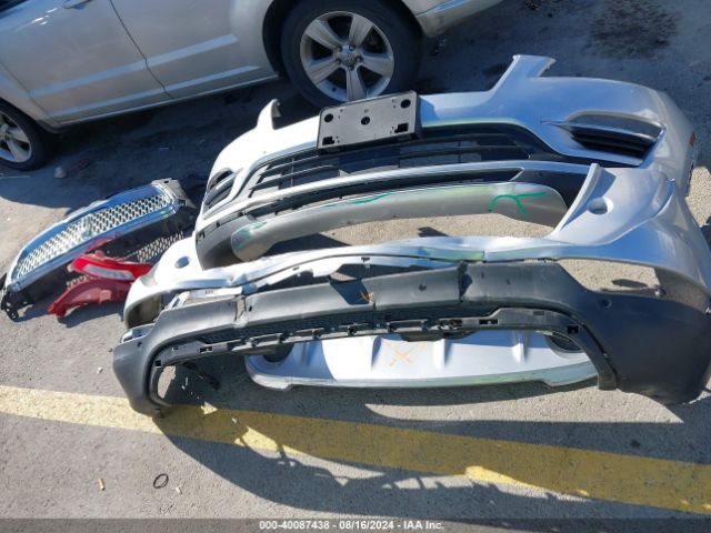 5LMCJ1D90KUL17077 Lincoln Mkc Standard