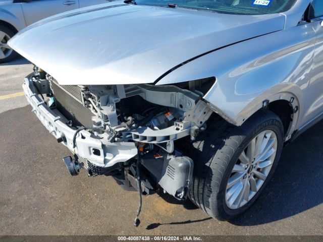 5LMCJ1D90KUL17077 Lincoln Mkc Standard