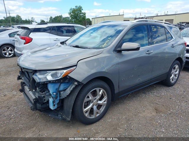 Chevrolet EQUINOX LT 2018 3GNAXKEX6JS631063 Image 2