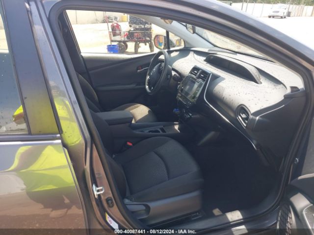 JTDKARFU6K3069409 Toyota Prius Le