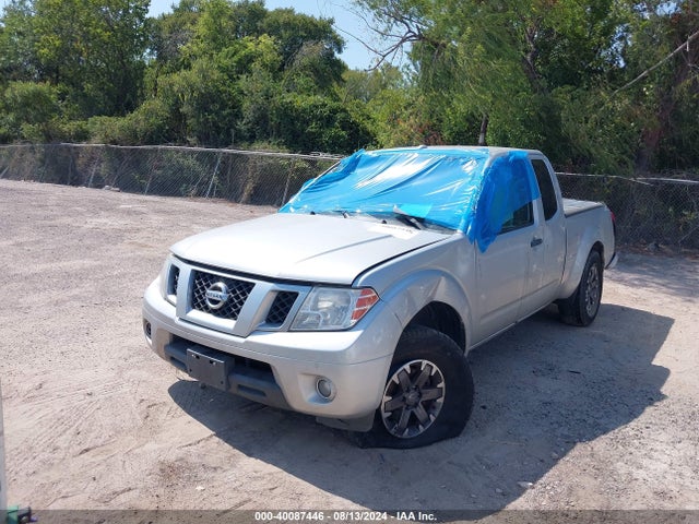 Nissan Frontier Desert Runner 2017 1N6DD0CU7HN717365 Image 2