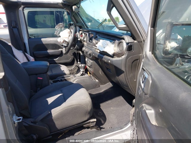 1C4GJXAN6KW545182 Jeep Wrangler Sport S 4x4