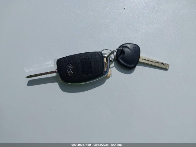 2017 Hyundai Sonata Sport მანქანა იყიდება აუქციონზე, vin: 5NPE34AF2HH487725, აუქციონის ნომერი: 40087499