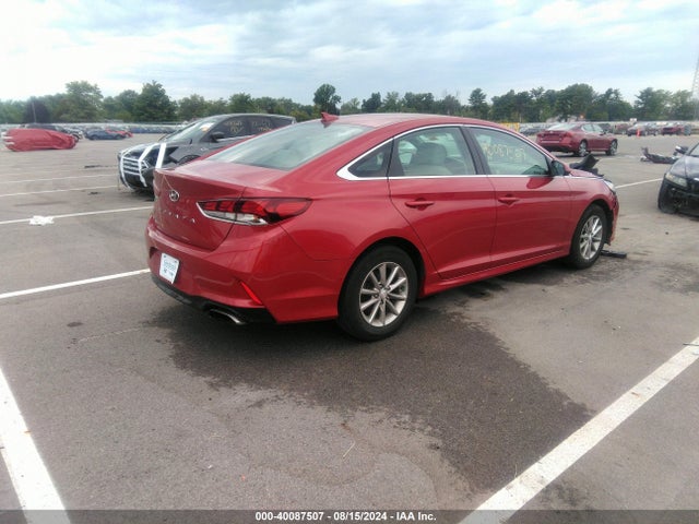Hyundai SONATA SE 2018 5NPE24AF4JH696294 Image 4