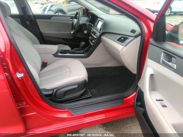 Hyundai SONATA SE 2018 5NPE24AF4JH696294 Image 5