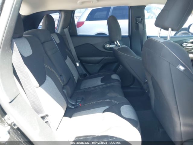 1C4PJLABXHW559562 Jeep Cherokee Sport Fwd