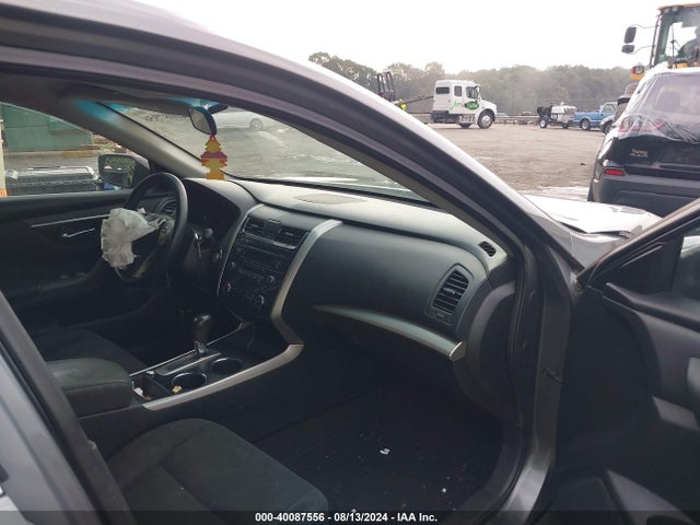 Nissan Altima 2.5 S 2015 1N4AL3AP4FC230632 Image 5
