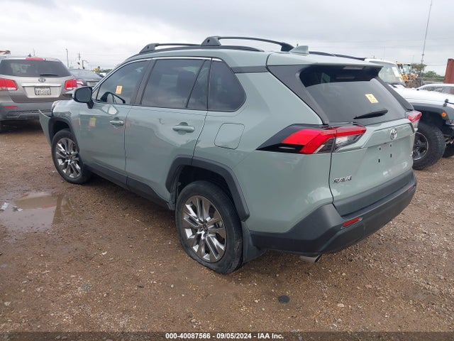 Toyota Rav4 Xle Premium 2021 2T3C1RFV6MW184041 Image 3