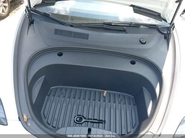 2023 TESLA MODEL 3 5YJ3E1EA8PF671935 Photo 9