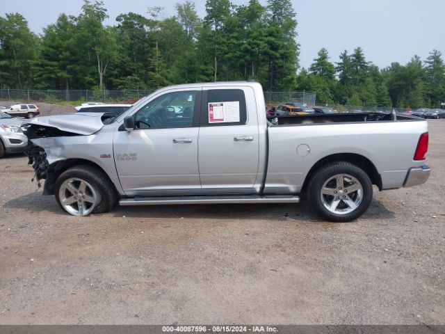 1C6RR7GT5JS153279 RAM 1500 Big Horn Quad Cab 4x4 6'4 Box