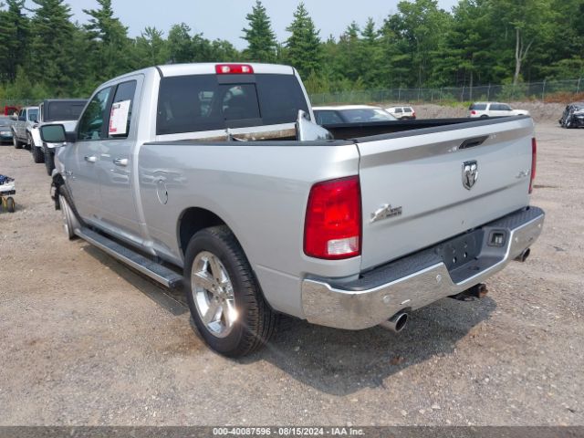 1C6RR7GT5JS153279 RAM 1500 Big Horn Quad Cab 4x4 6'4 Box