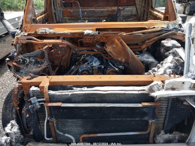 2004 Chevrolet Cc5500 მანქანა იყიდება აუქციონზე, vin: 1GBE5C1164F504379, აუქციონის ნომერი: 40087604