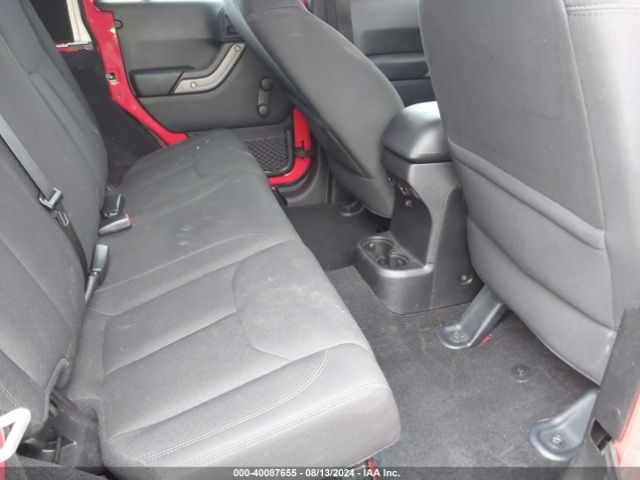 1C4BJWDG5GL332878 Jeep Wrangler Unlimited Sport