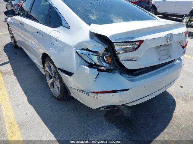 1HGCV2F93KA034545 Honda Accord Touring 2.0t
