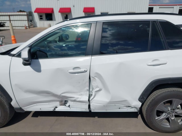 Toyota Rav4 Xle 2024 2T3W1RFV4RC262838 Image 15