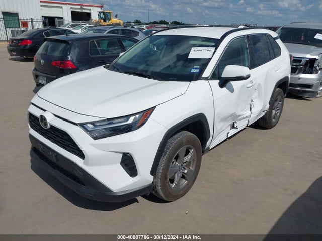 Toyota Rav4 Xle 2024 2T3W1RFV4RC262838 Image 2
