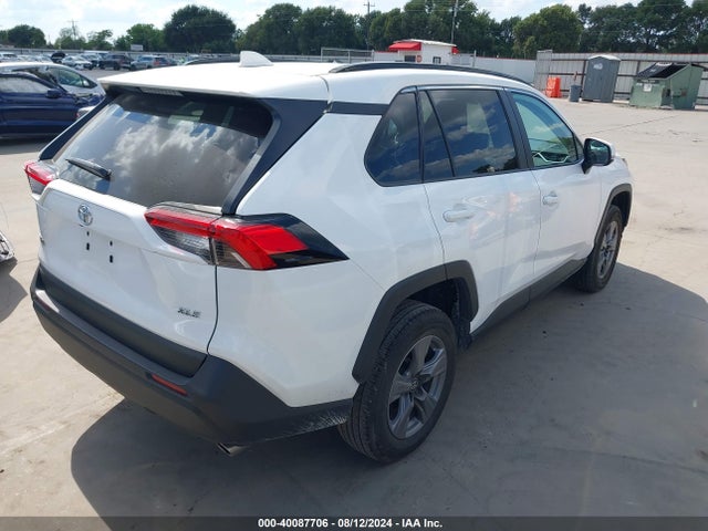 Toyota Rav4 Xle 2024 2T3W1RFV4RC262838 Image 4